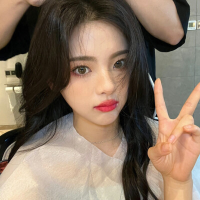 杨超越
可二改
拿收专