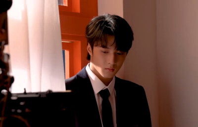 刘耀文
哭泣的游戏
氛围感系列图