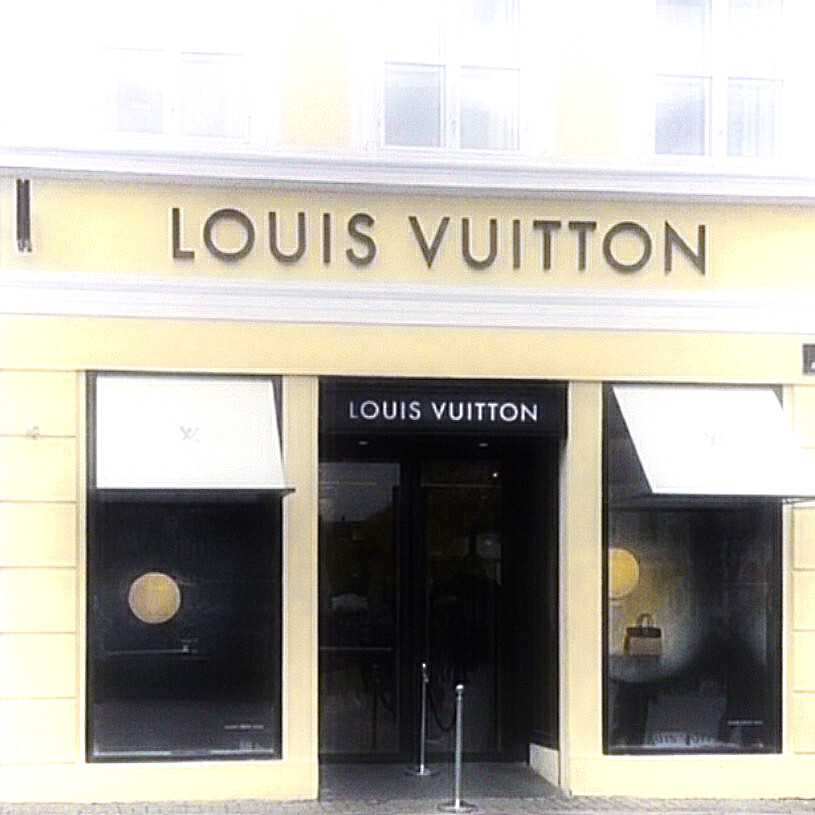 ：孤单星球转了多久