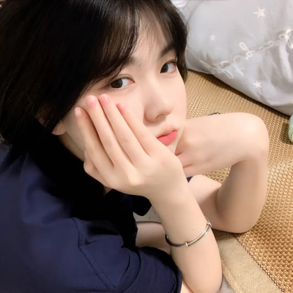 女头 