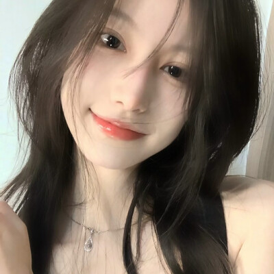 女头
翻涌的海能诠释爱吗