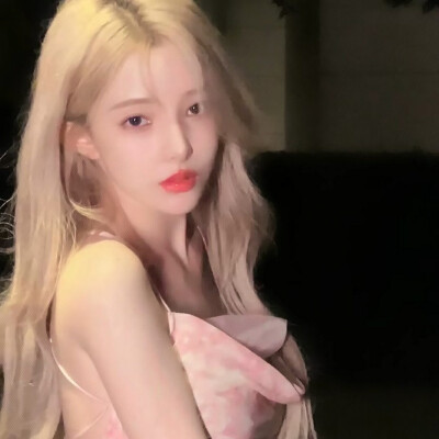 女头
翻涌的海能诠释爱吗