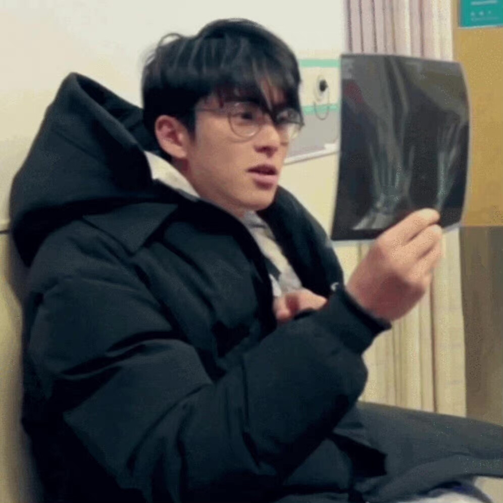 真人男生头像 ｜ 高清男头 ｜ 素质拿图
​​王鹤棣