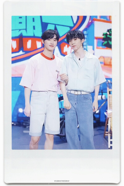 祺鑫▪
cr.宇宙温柔