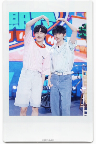 祺鑫▪
cr.宇宙温柔