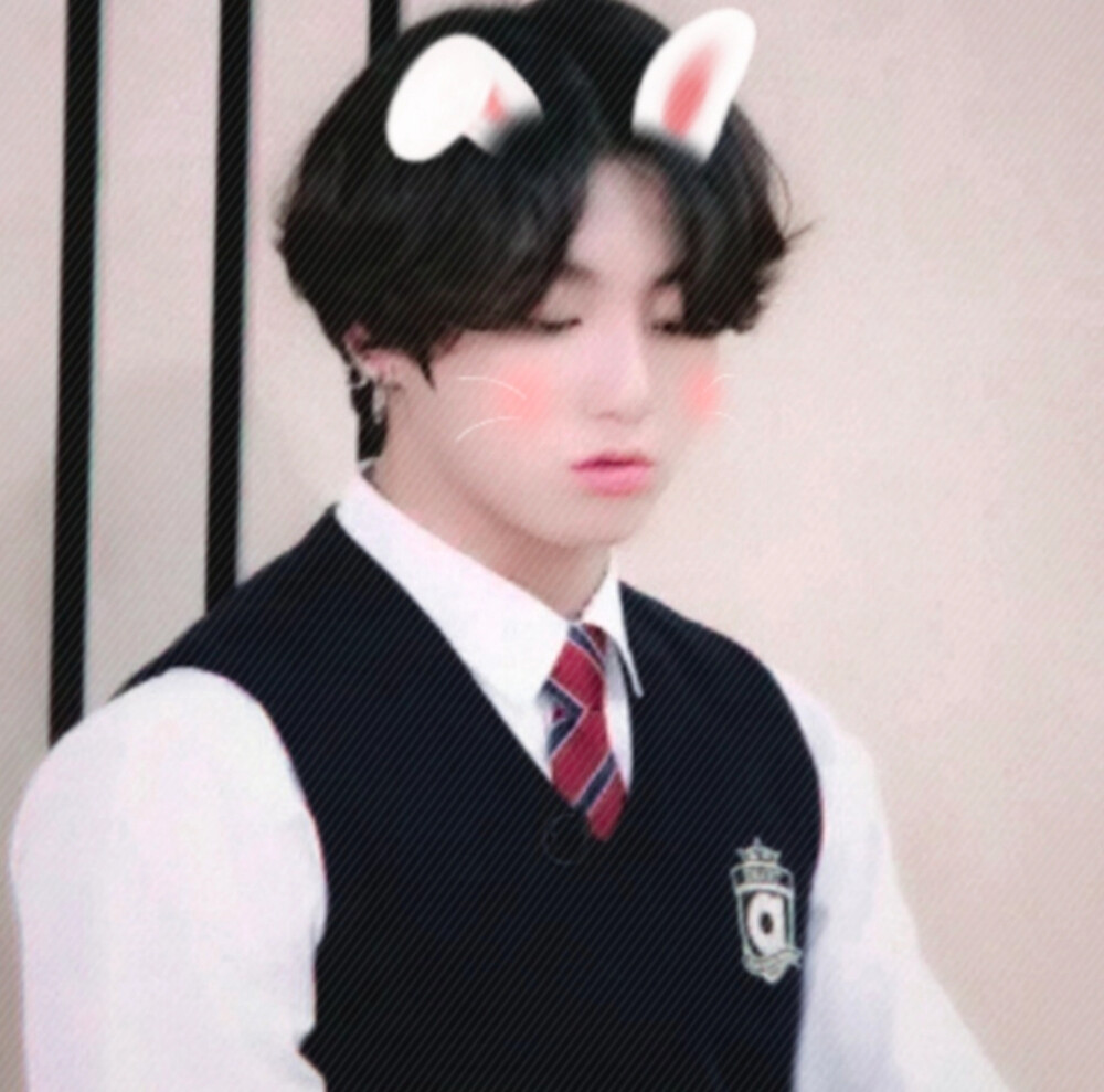 如果真的存在二次元 那我就是第一集就被打败的弱智反派T^T