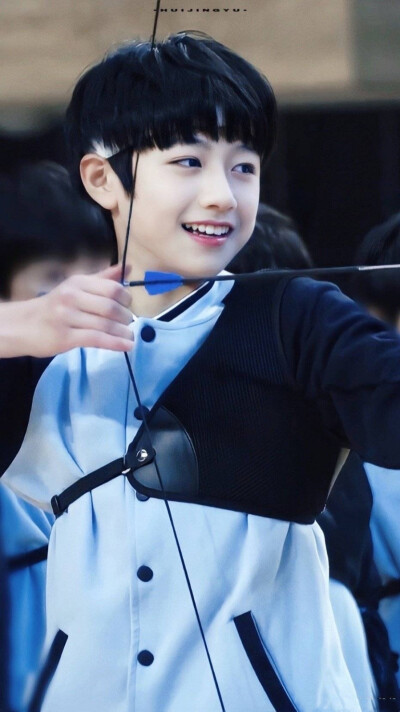 朱志鑫
TF家族运动会