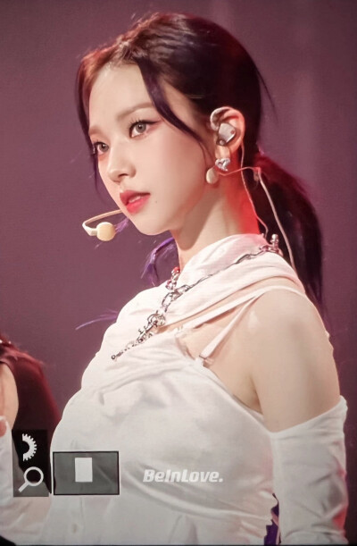 裴珠泫
田姬振
柳智敏