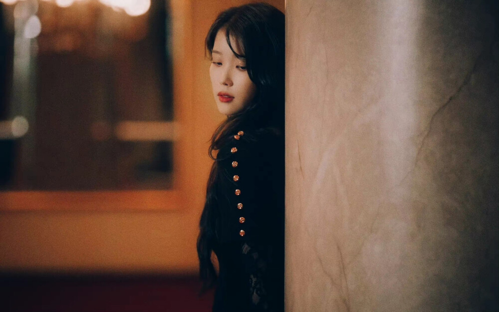 IU | GUCCI
cr:窥见银河星雾