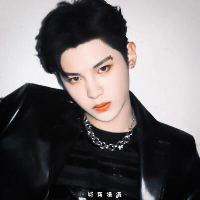 黄明昊