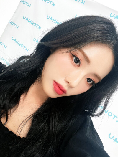 fromis_9