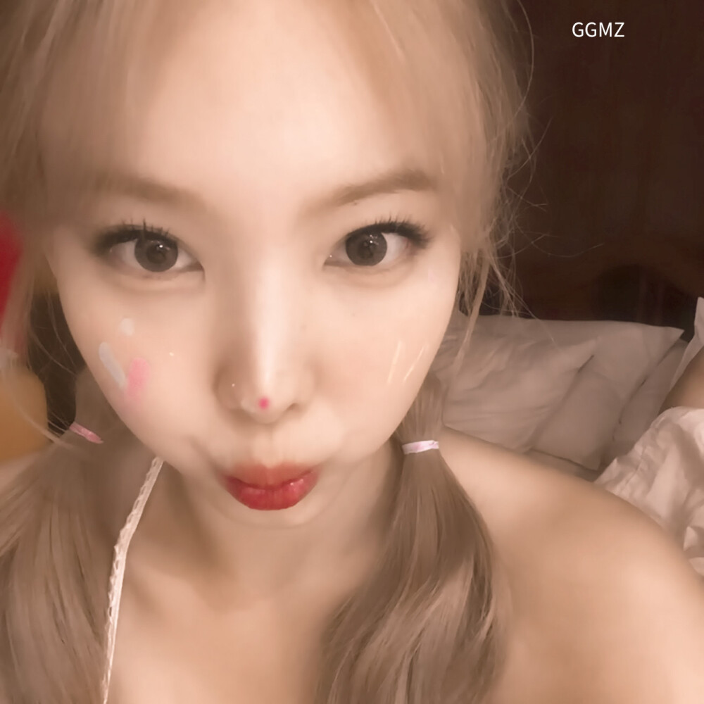 
▶ 务实且理想“NOT CUTE”