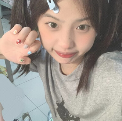 kᜊ(꒪ˊ꒳ˋ꒪)ᜊ k