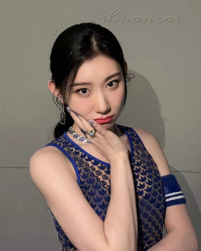 李彩领