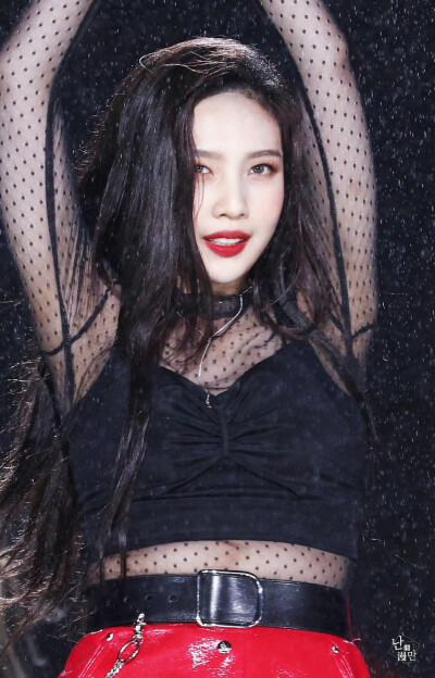 朴秀荣可二改
©13einfullbloom