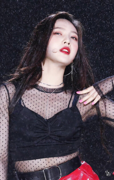 朴秀荣可二改
©13einfullbloom