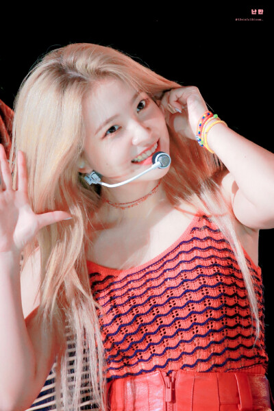 金艺琳可二改
©13einfullbloom