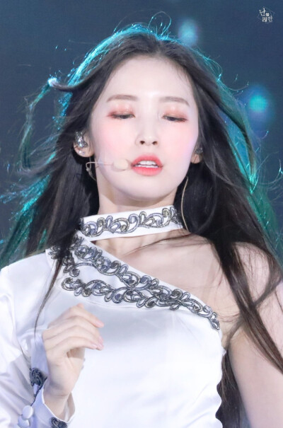 崔乂园可二改
©13einfullbloom