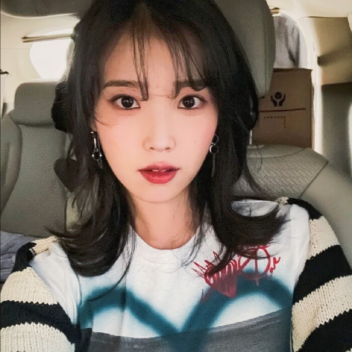 IU