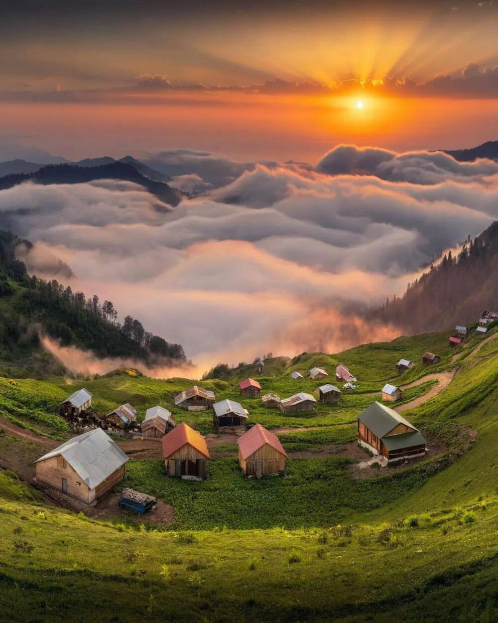 朝陽(yáng) Karadeniz Black Sea Highlands 卡拉丹尼斯地區(qū) 黑海高地 土耳其 ins travilkenzo