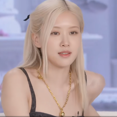 Rosé 朴彩英
可二改
拿图点赞收藏 大量收专 注明江郁