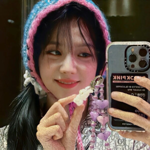 
 jisoo