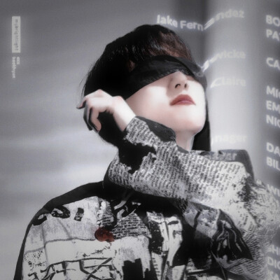 时至今日，我仍然觉得分享欲是最高的浪漫主义。
（边伯贤｜mybrightlight56）