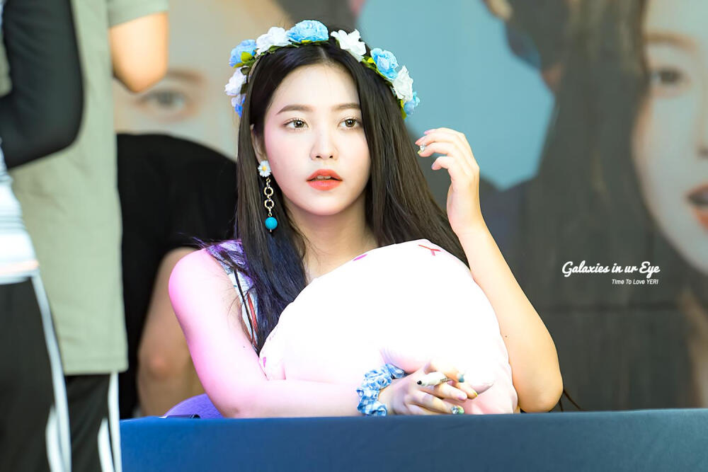 金艺琳可二改
©galaxiesinureye