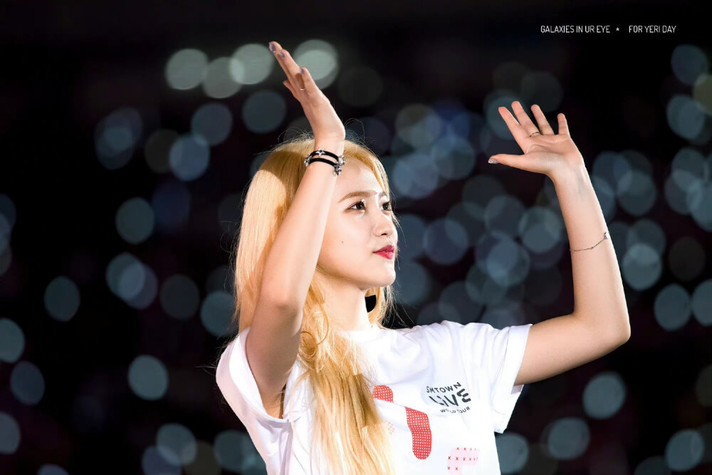 金艺琳可二改
©galaxiesinureye