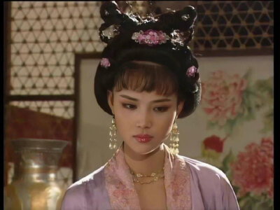 95版《武则天，茹萍饰演的上官婉儿 ​​​