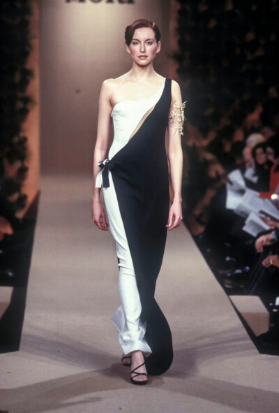 Hanae Mori Fall 1999 