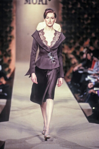 Hanae Mori Fall 1999 