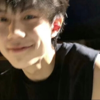 男头|办不到的承诺都变成枷锁。
侵权删。
