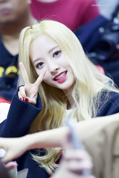 苞娜 bona
©logo 侵权删.