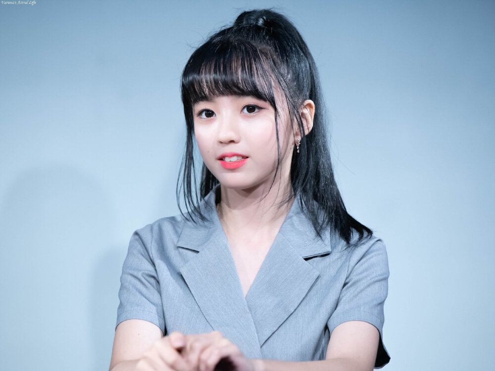 姜艺书 yeseo
©logo 侵权删.