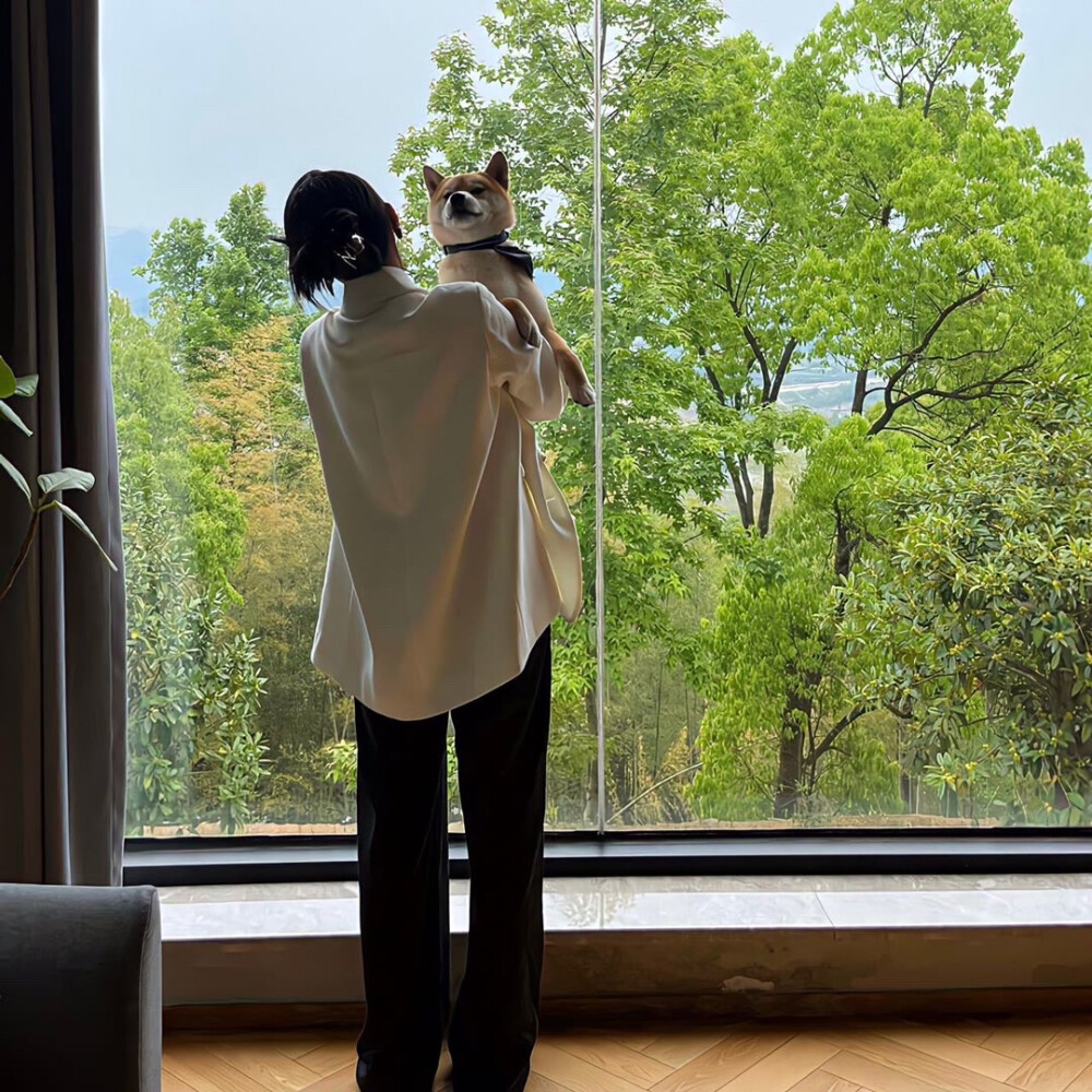  ᰔᩚ：很哇塞的高清女头像 ᰔᩚ
ʚ ：背景软萌纯欲淑女氛围ɞ
@小栀音 