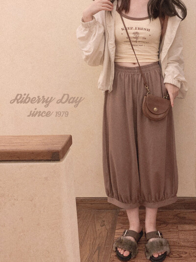 春夏薄款 懒人休闲 麻灰色 咖色 宽松直筒灯笼裤 柔软长裤 W