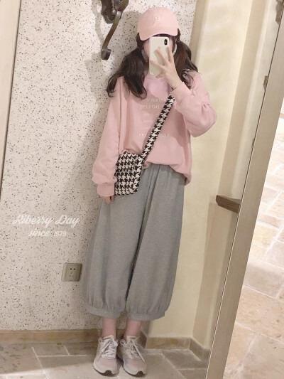 春夏薄款 懒人休闲 麻灰色 咖色 宽松直筒灯笼裤 柔软长裤 W