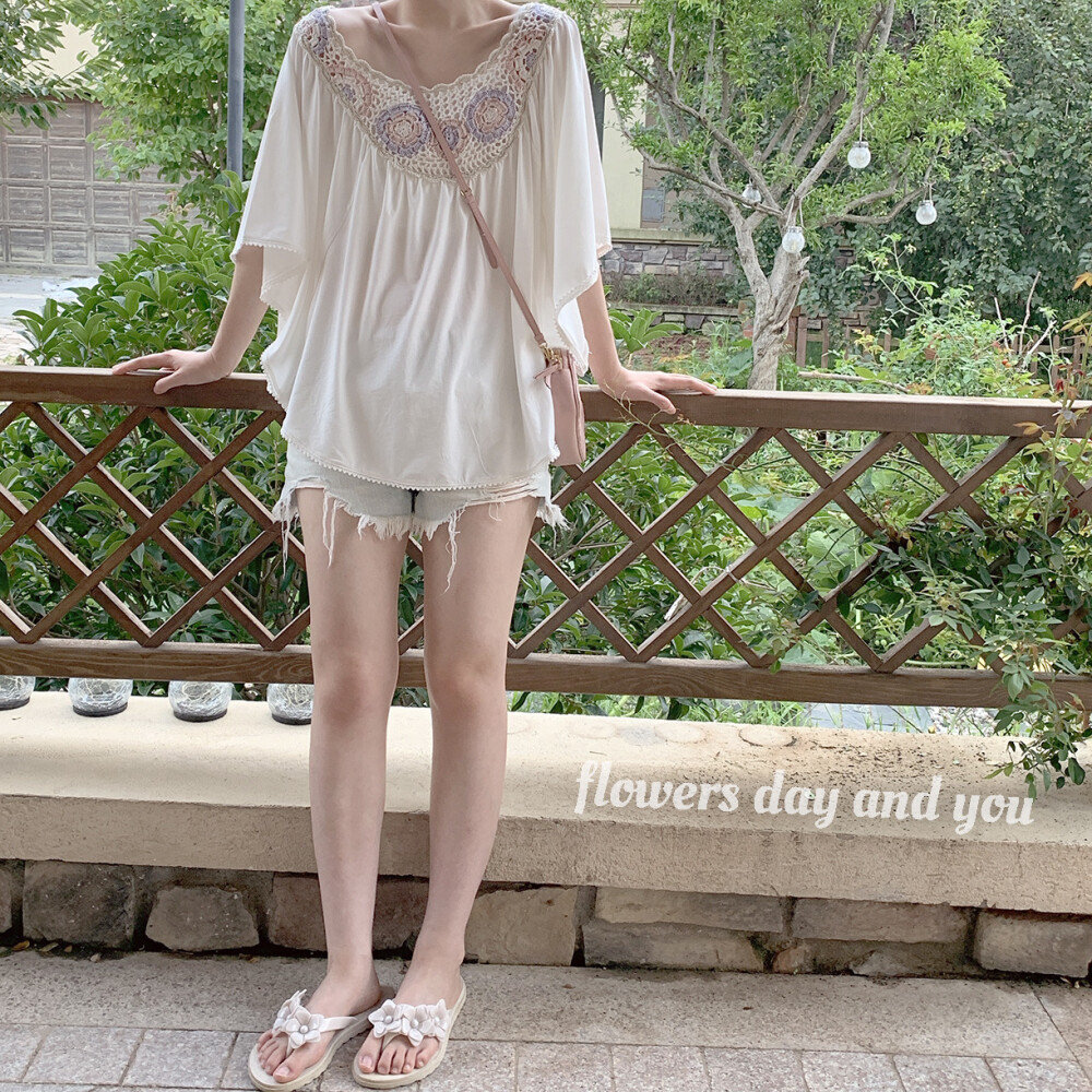 *纯手工老式绣花钩花复古编织针织奥代尔拼接宽松披肩上衣 W