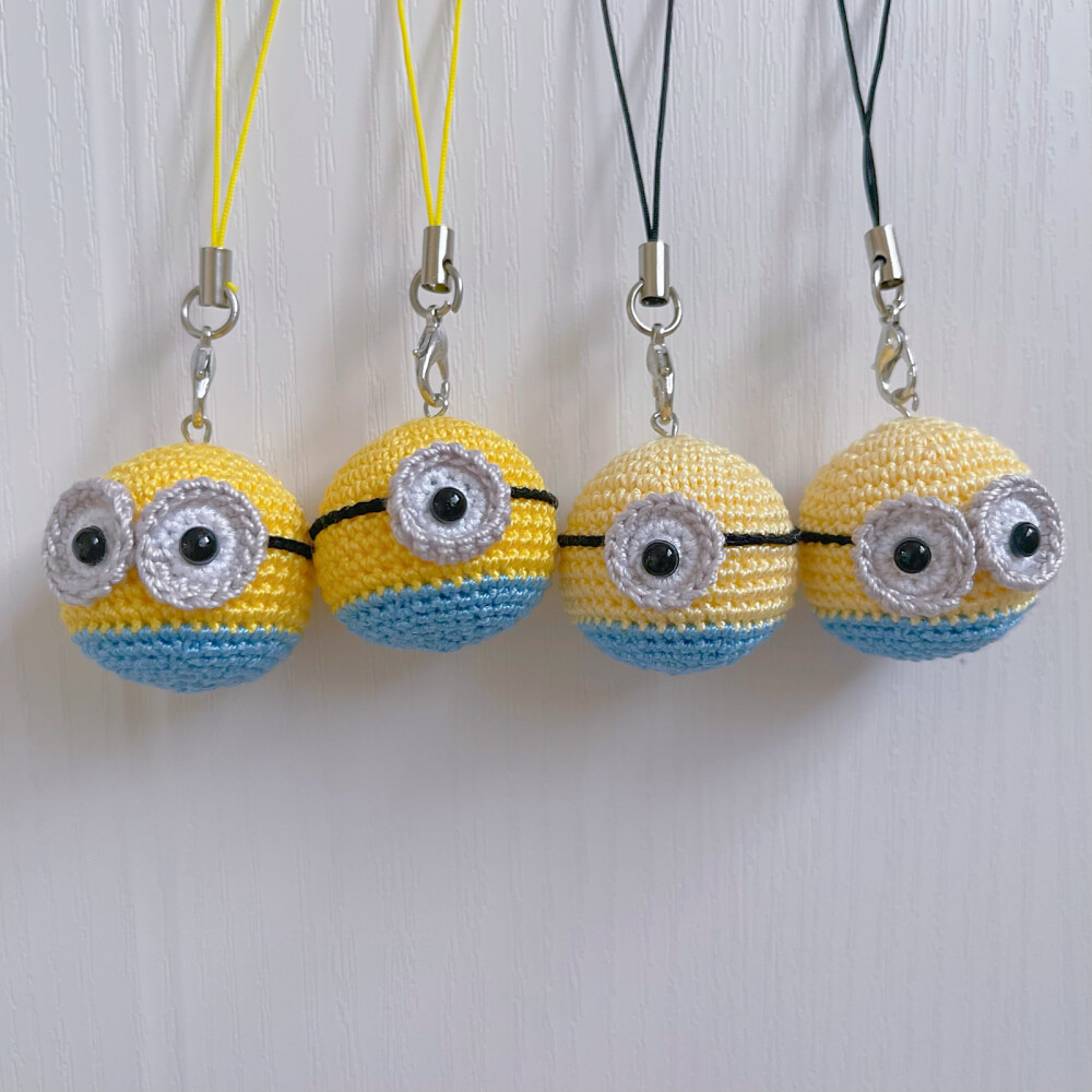 小黄人大眼萌钥匙挂件