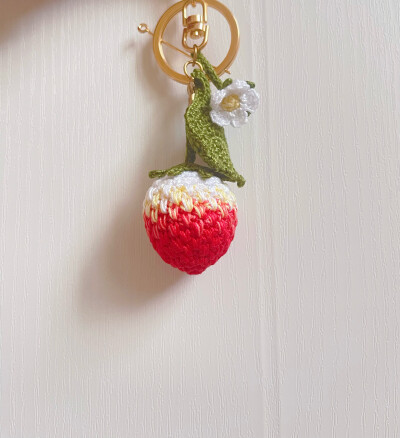 蕾丝渐变仿真奶油草莓