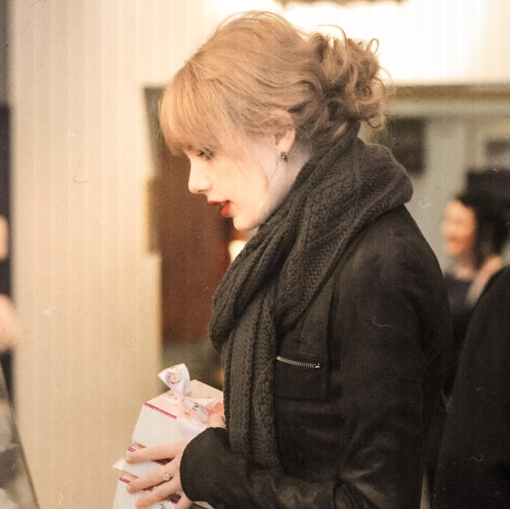 TaylorSwift ：January 24, 2012
London, England ​Pt.3