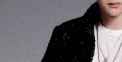 小象王国：
时尚COSMO动图 / 全身都是香家广告位 ​​​