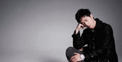 小象王国：
时尚COSMO动图 / 全身都是香家广告位 ​​​