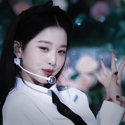 张元英Jang Won Young。
原江时树。