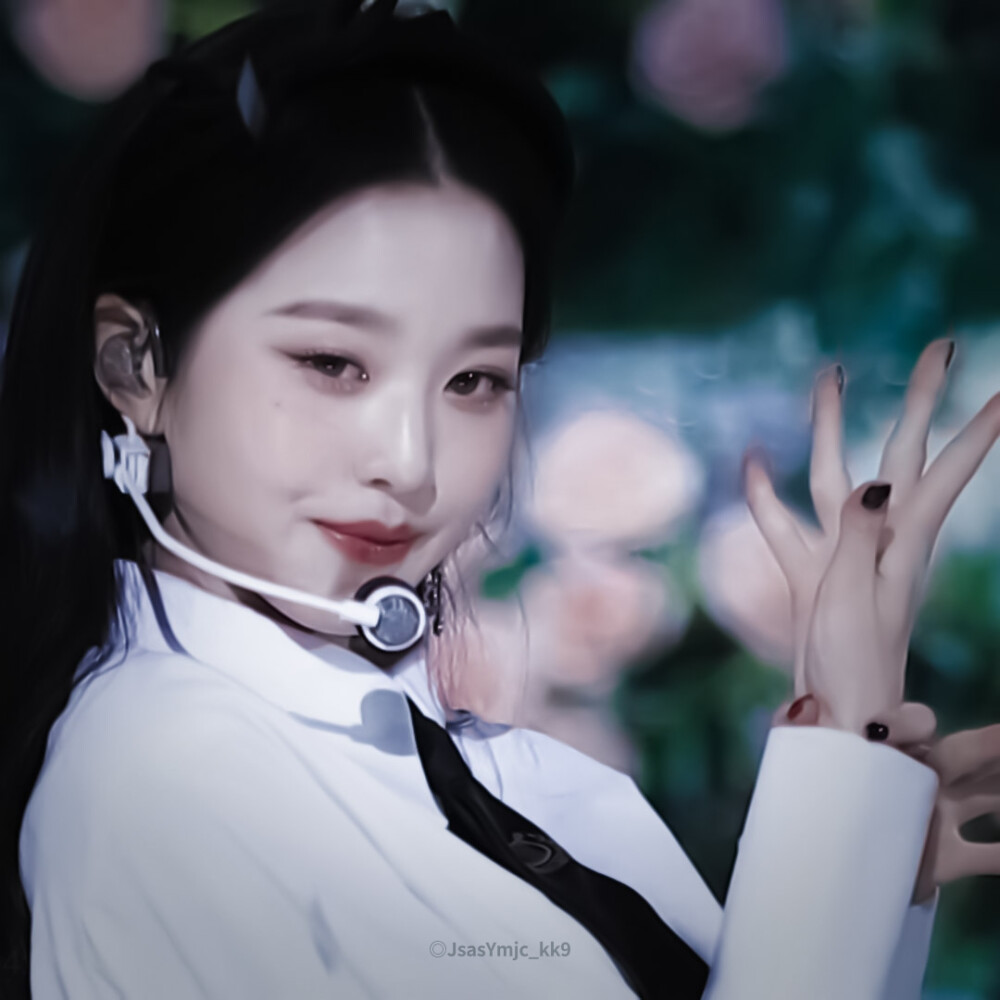 张元英Jang Won Young。
原江时树。