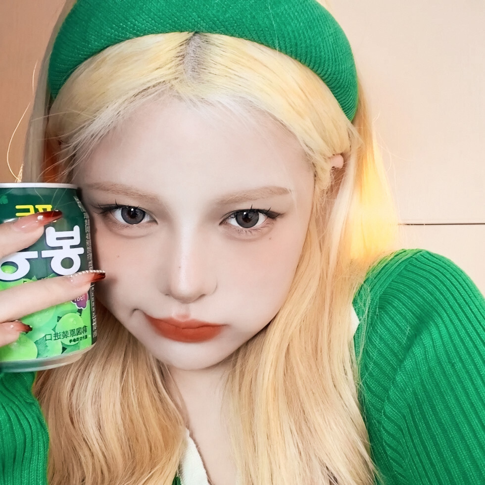 -女头
原楚斯泽