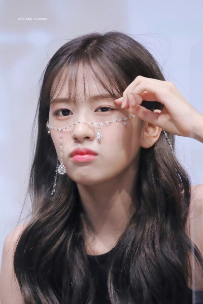 YUJIN 安宥真
©Coolkids 禁二改禁商用