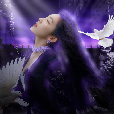 “就远远地望一望吧，让我沉沦在你的模糊里。”