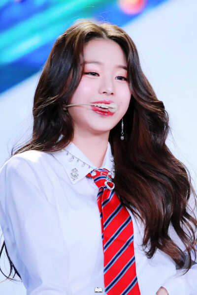 WONYOUNG 张员瑛
©dog_ear_91 禁二改禁商用